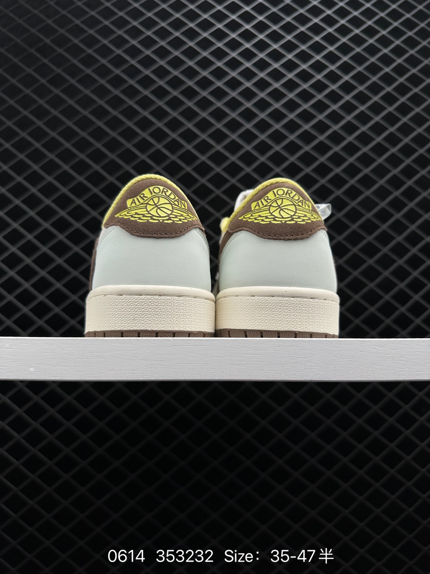 Travis Scott x Air Jordan 1 